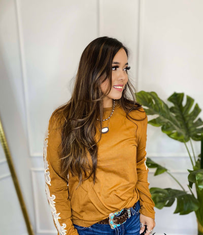 Abigail Saddle Top