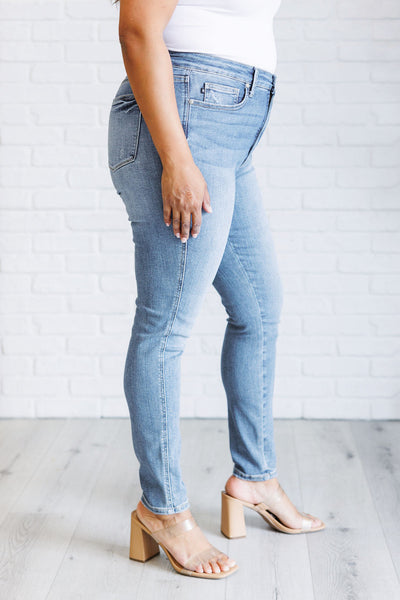 Justine High Rise Control Top Contrast Wash Skinny Jeans🩷