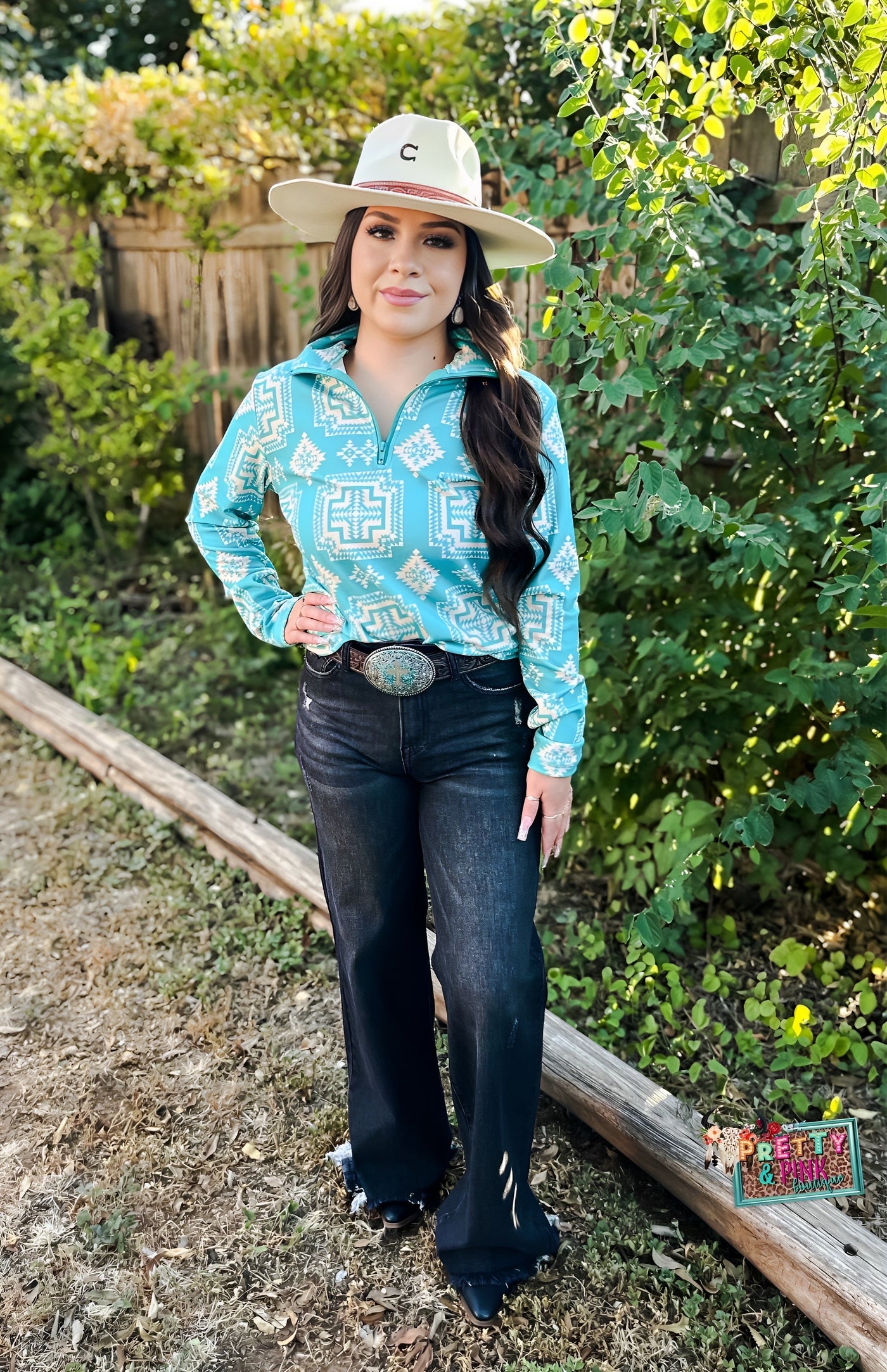 Down In The Canyon Pullover