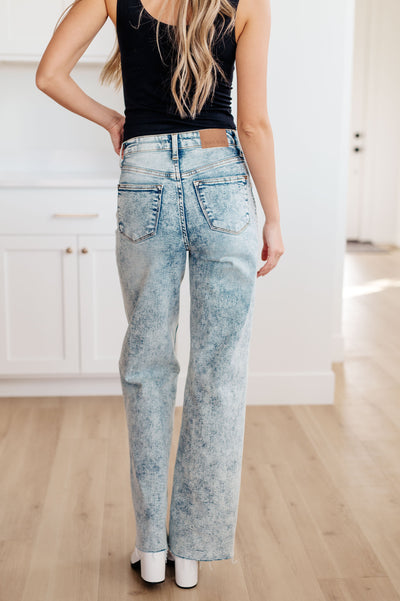 Judy Blue Dory High Waist Mineral Wash Raw Hem Wide Leg Jeans🩷