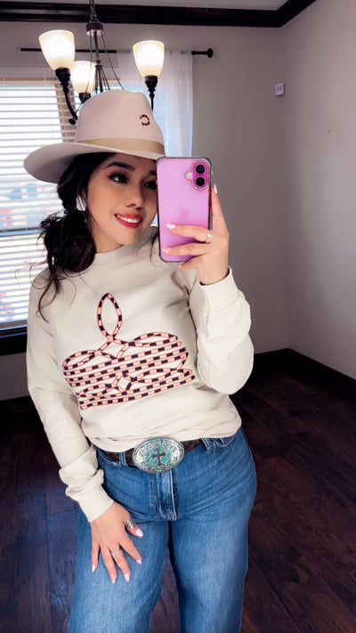 Boot Stitch Queen Long Sleeve