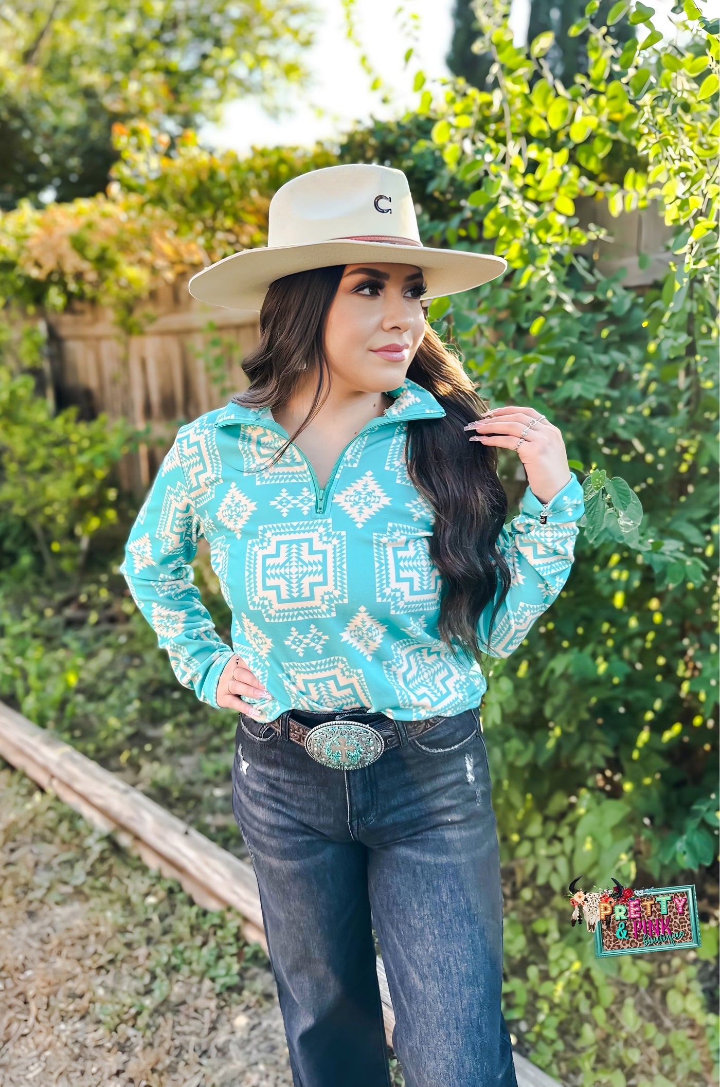 Down In The Canyon Pullover