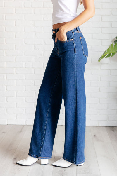 Hazel High Rise Vintage Wide Leg Jeans🩷