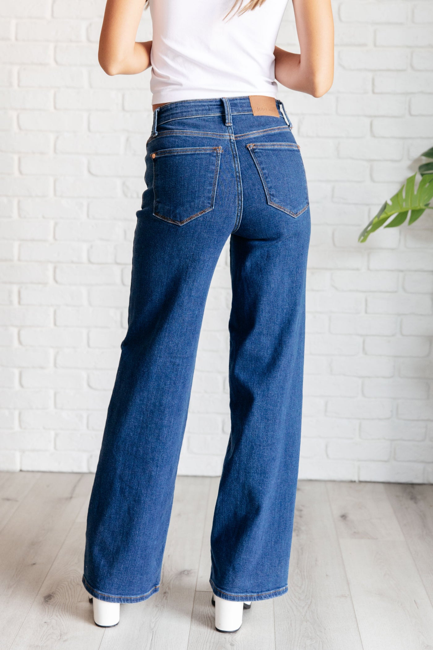 Hazel High Rise Vintage Wide Leg Jeans🩷