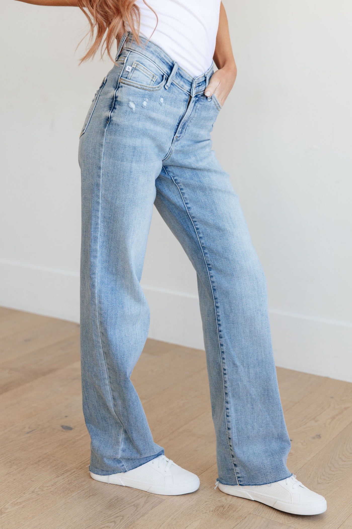 Mildred High Rise V Front Waistband Straight Jeans🩷