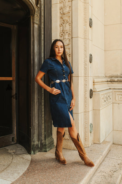 The Lil Denim Dress 🩷