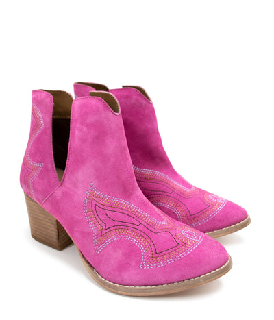 Journee Ankle Boots in Magenta🩷